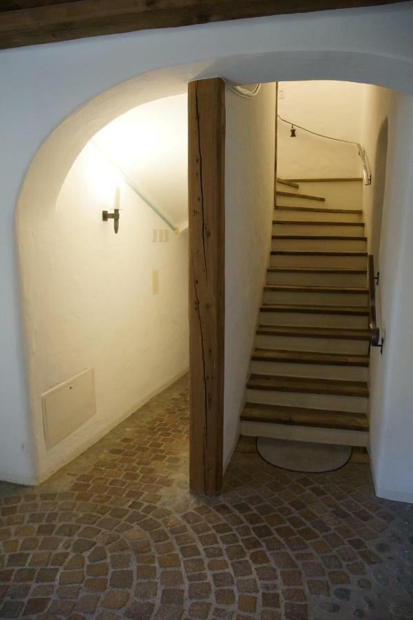 Chasa Melchior Apartment แซร์เนซ ภายนอก รูปภาพ
